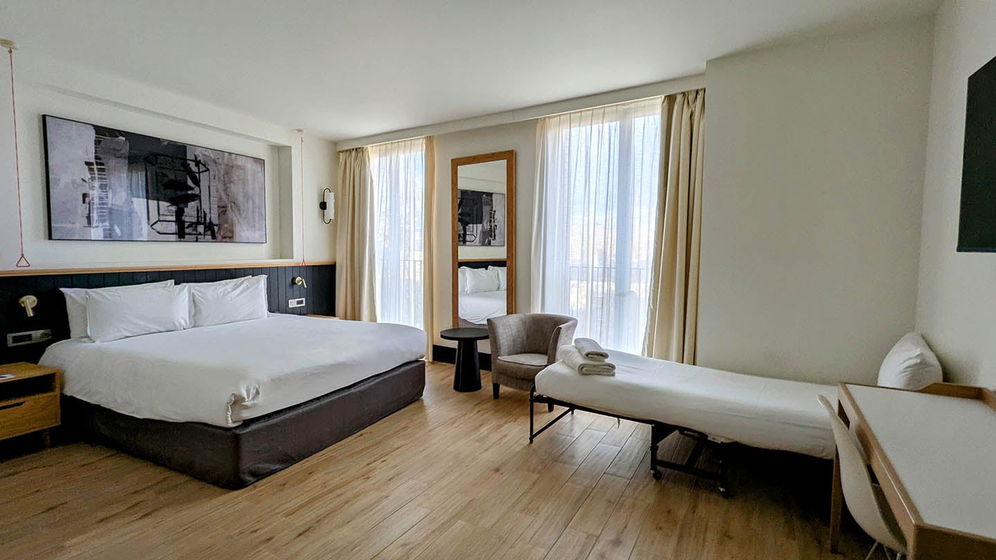 Triple Superior Room