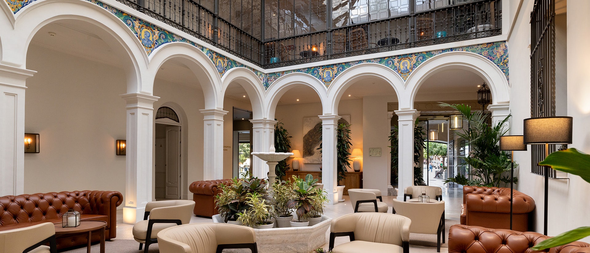 <p>Andaluzia, o lugar que ilumina as suas férias</p>