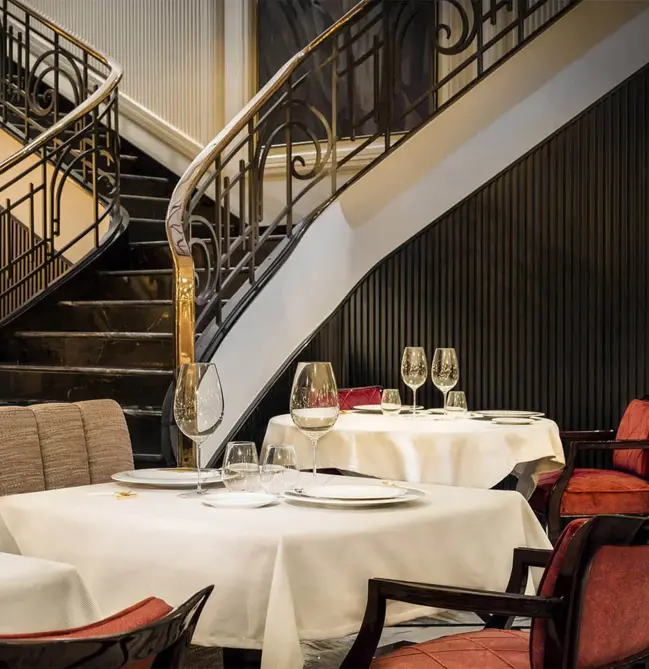 Le Monument Restaurant