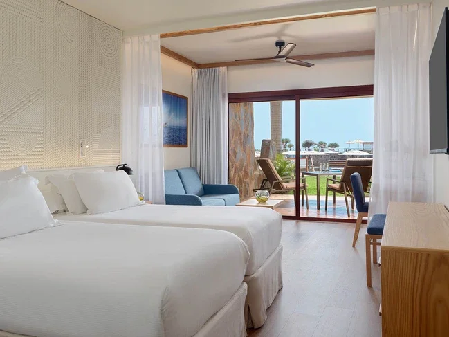 Superior Terrace Room