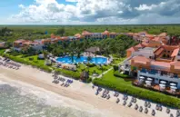 Vista aérea del hotel