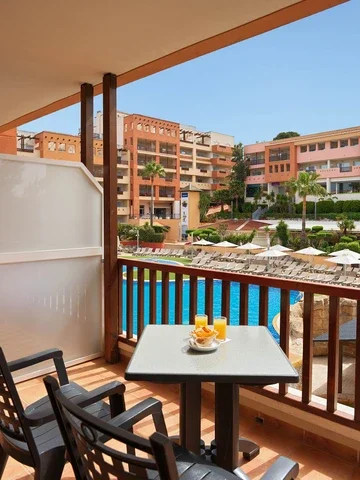 Chambre Double vue piscine