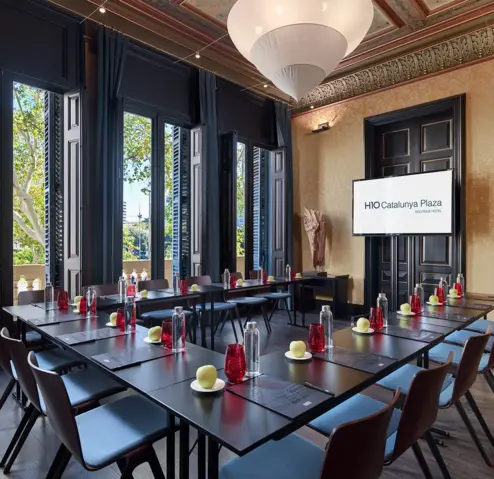 Gaudí Room U set-up