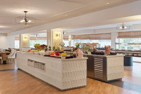 Restaurante buffet Blancafort con cocina en vivo