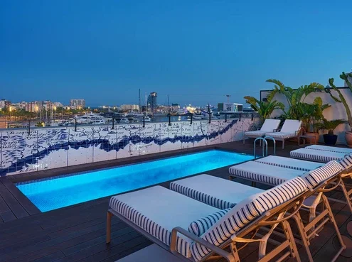 Terrassa Mare Nostrum amb vistes al Port Vell