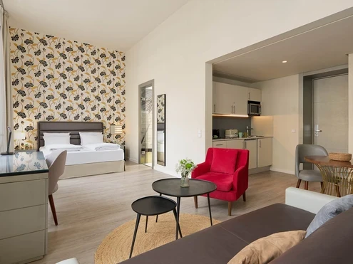 Junior Superior Loft