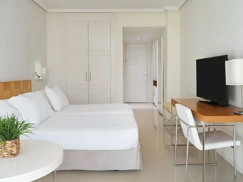 Double Room Sea or Pool View