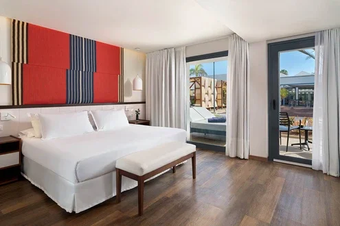 Deluxe Terrace Room