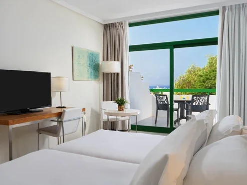 Double Room Sea or Pool View