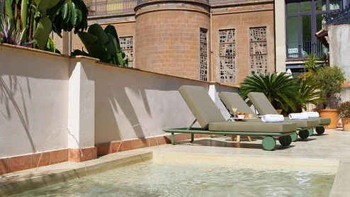 Solàrium a la terrassa de l'hotel