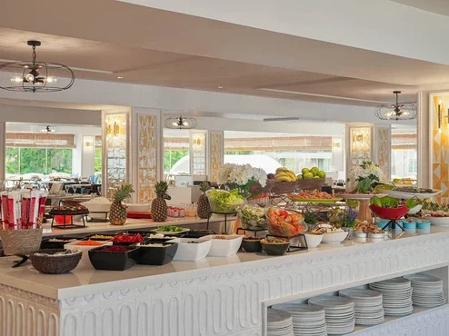Restaurante buffet Blancafort con cocina en vivo
