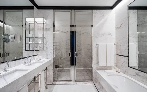 Baño Monumental Suite 