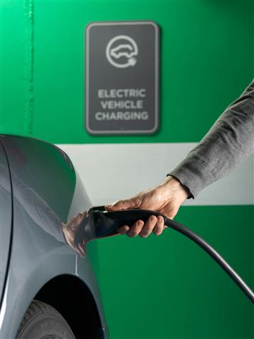 ​Electric vehicle charging point (including Tesla)