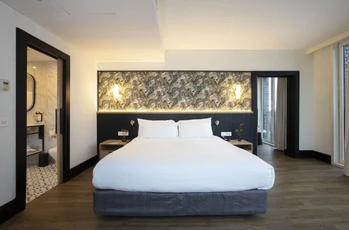 Sky View Suite