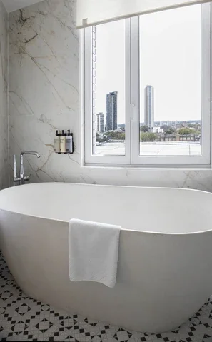 Sky View Suite