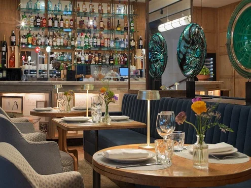 Lobby Bar