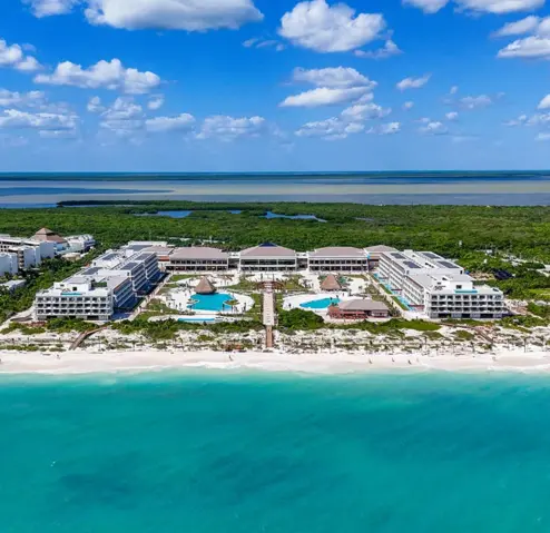 General view of the hotel