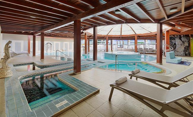 Dynamic swimming pool, Despacio Thalasso Centre
