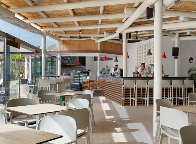 Bar piscina Paradise