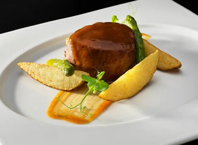 Elaborated gastronomy The View Privilege Restaurant
