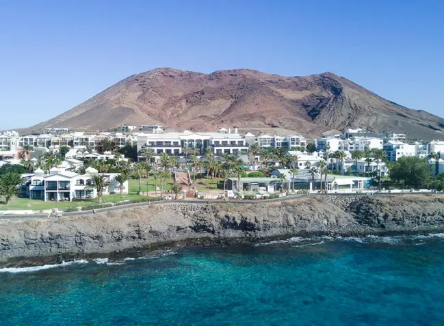 Panoramic view of the hotel