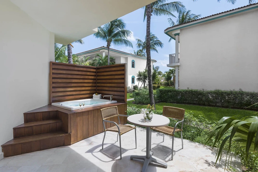 Privilege Junior Suite with Jacuzzi