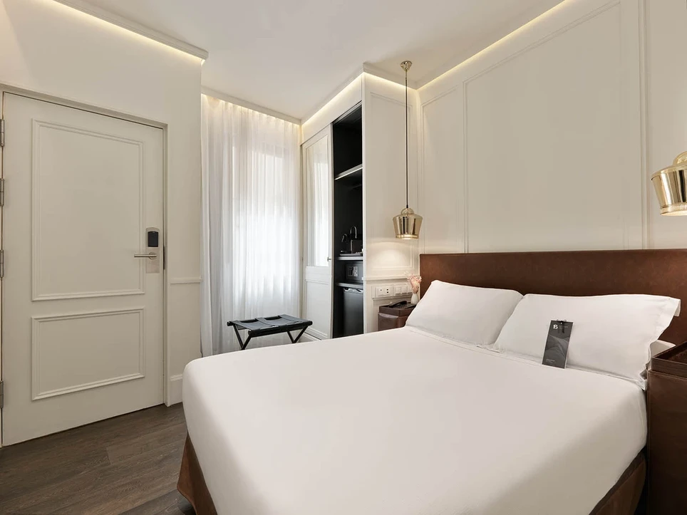 Essential Room
