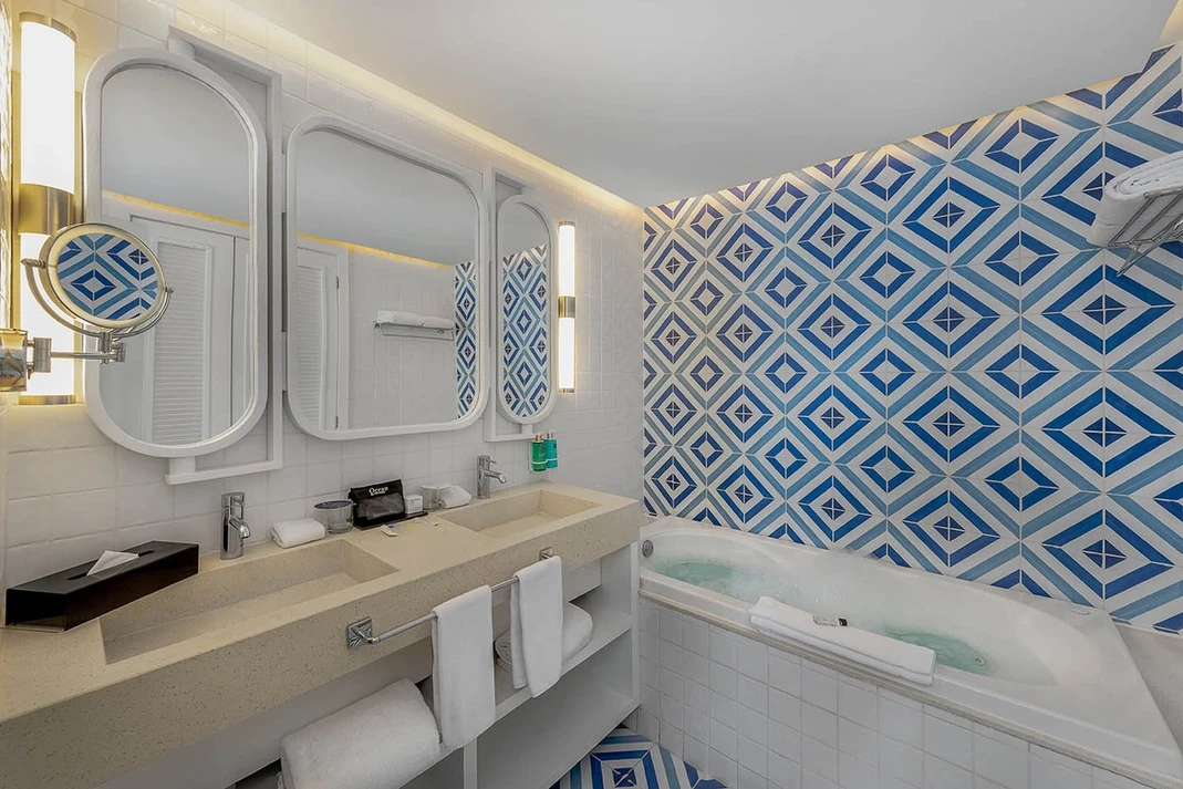 Paradise Honeymoon Junior Suite Rooftop Ocean View